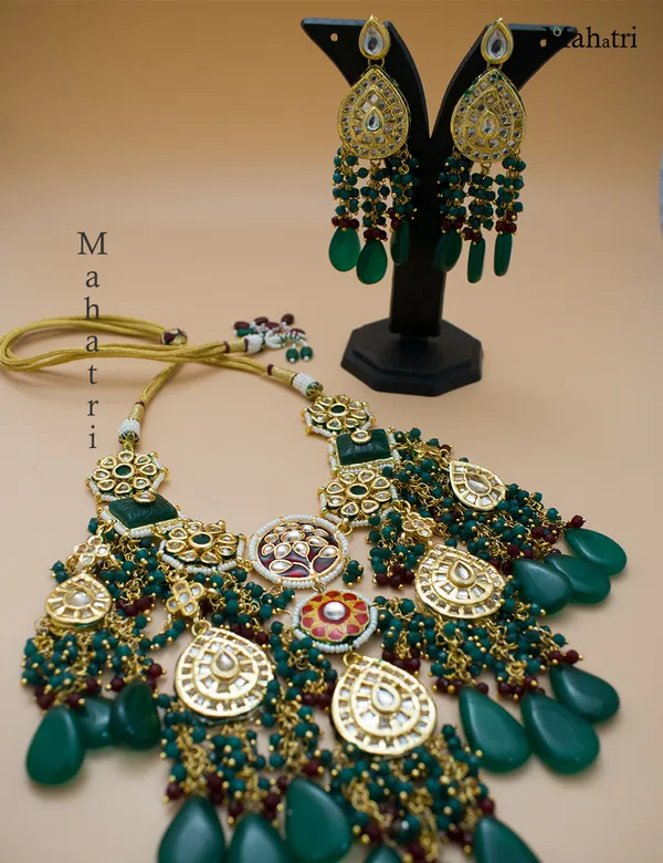 Premium_Bridal_Brass_Green_Necklace_Set_with_Earring
