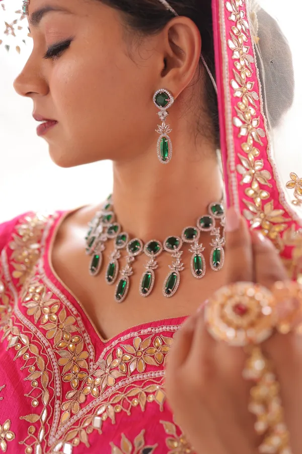 Green_AD_Necklace_set_with_Earring