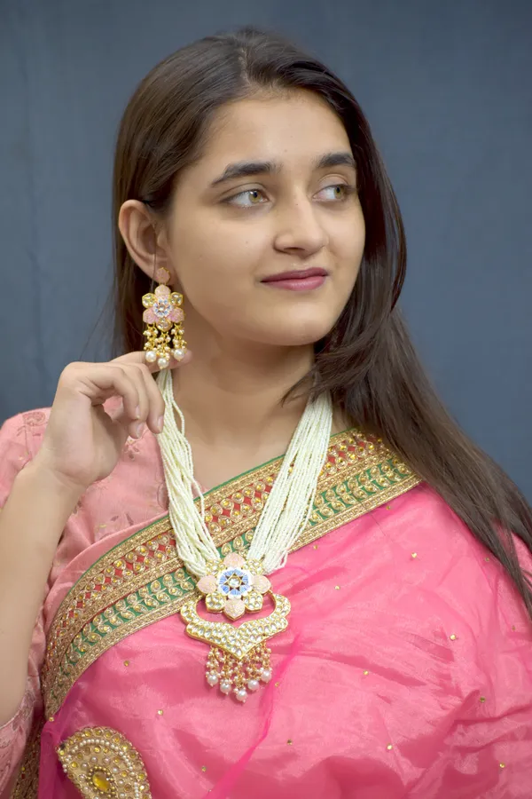 Long_Necklace_Set_with_beautiful_Earring
