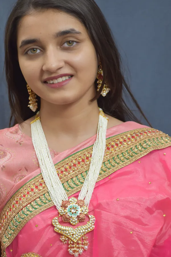 Long_Necklace_Set_with_beautiful_Earring