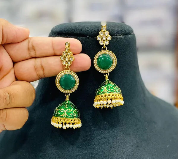 Quality_Jhumka_Earring_For_Her