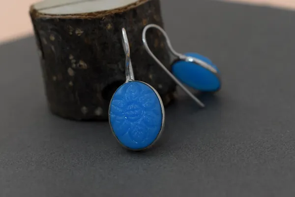 Carving_Stone_Turquoise_Earring