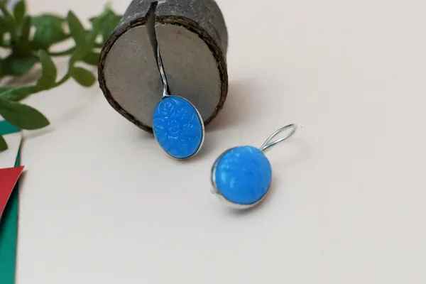 Carving_Stone_Turquoise_Earring
