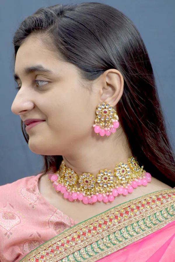 Chic_Necklace_Set
