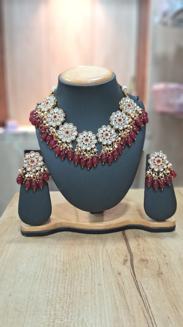 Choker_Necklace_Set