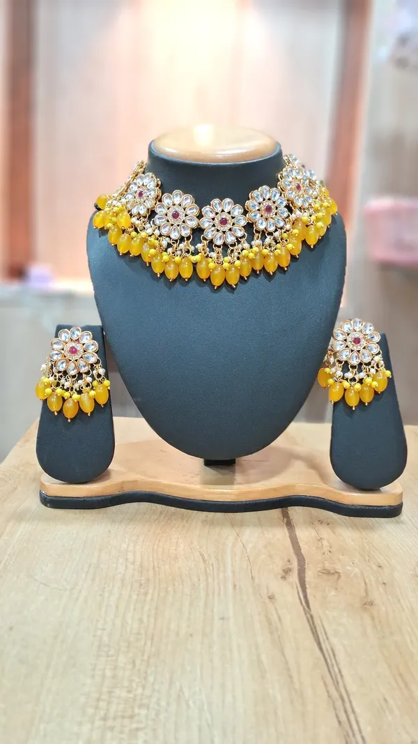 Choker_Necklace_Set