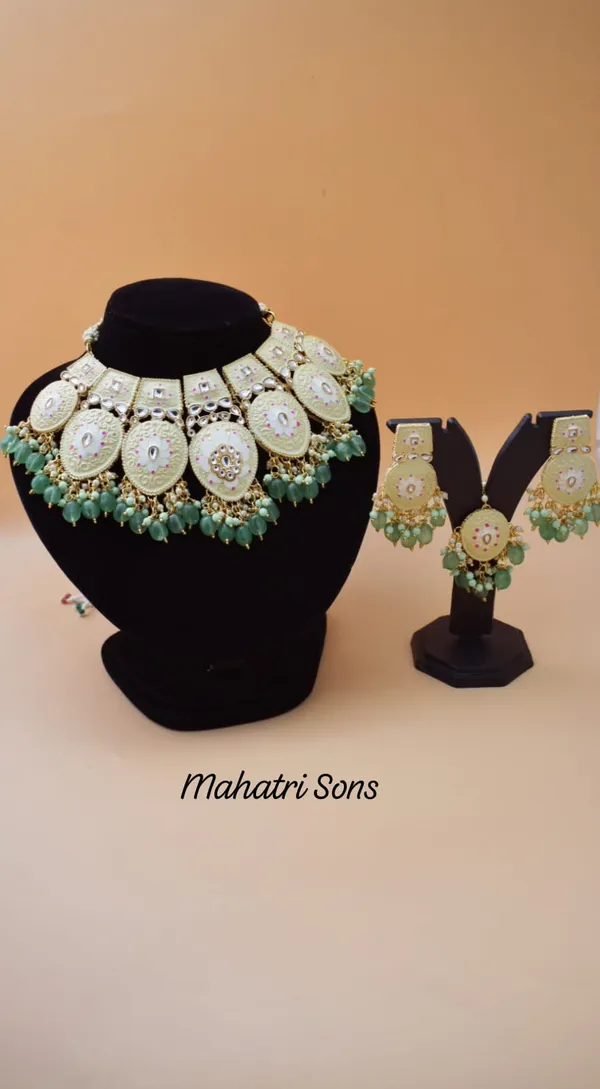 Mint_Sea_Green_Necklace_Set_and_Earrings_with_Maang_tikka