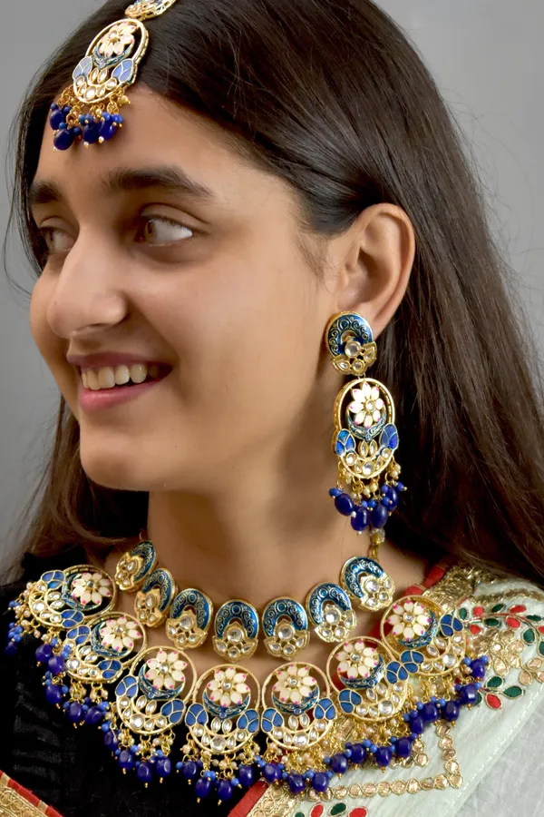 Handmade_Meenakari_Necklace_Choker_Set_with_Tikka