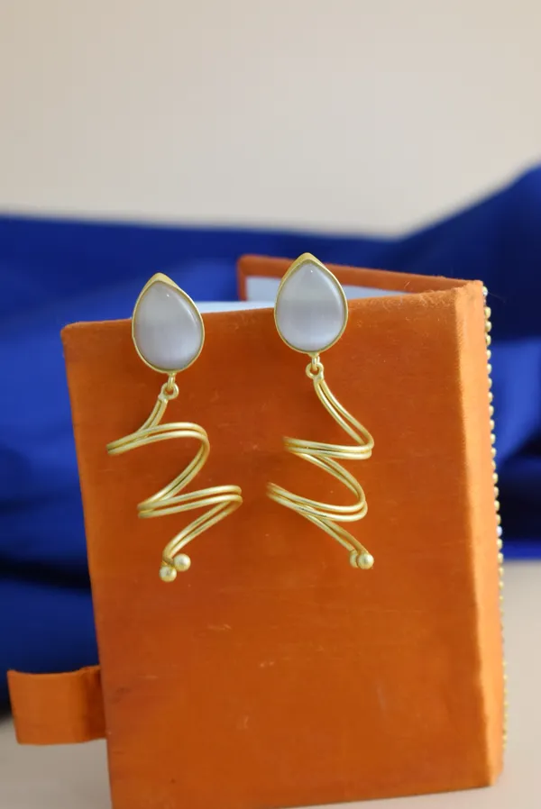 Brass_Grey_Stone_Earring