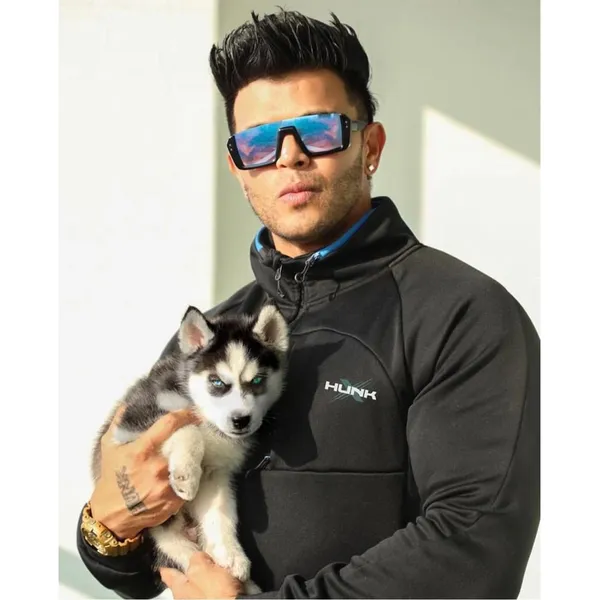 Blue_Tributo_Square_Sunglasses
