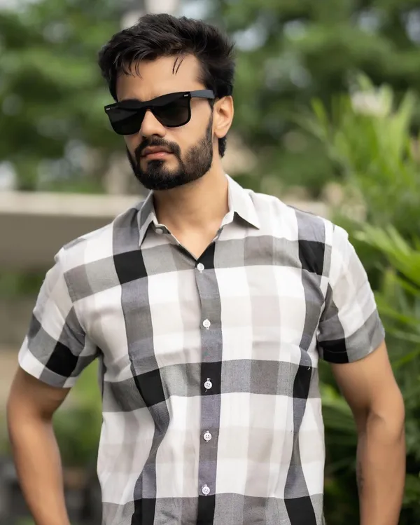 Black_Smyder_Square_Sunglasses