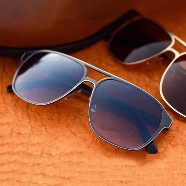 Black_MECH_BEASTS_Square_Sunglasses