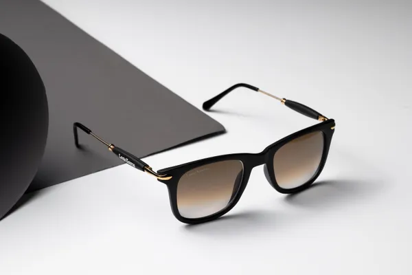 LOUIS_KOUROS__Brown_Gradient_Buloster_Mirrored,_UV_Protection,_Night_Vision,_Toughened_Glass_Lens,_UV_Protection,_Riding_Glasses,_Retro_Square,_Wayfarer_Sunglasses_(52)__(For_Men_&_Women,_Brown_Gradient_)