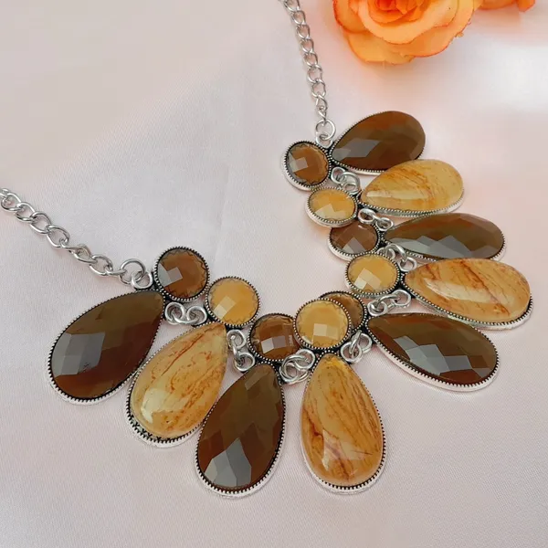 Laal_Amrood_Jewellery_Stone_Necklace_For_Women_&_Girls