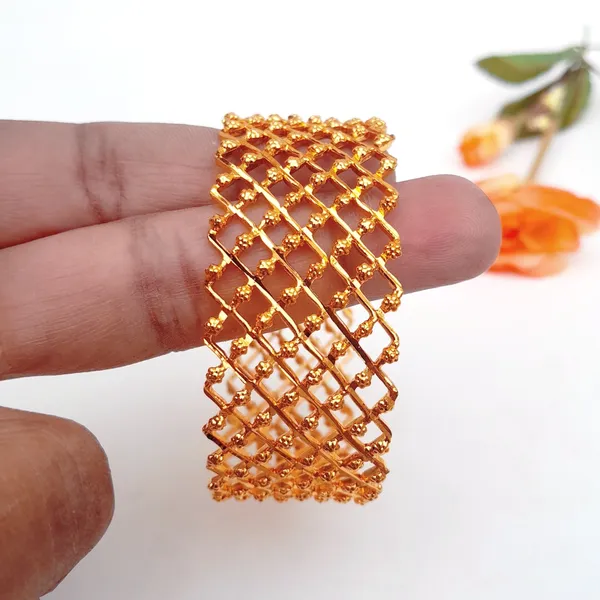 Gold_Plated_Bangle_Bracelet_for_Women_&_Girls_Net_Design_Pattern_Fashion_Jewellery