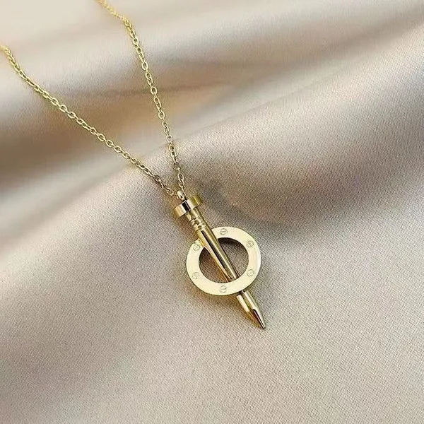 Iris_Nail_Necklace_For_Women