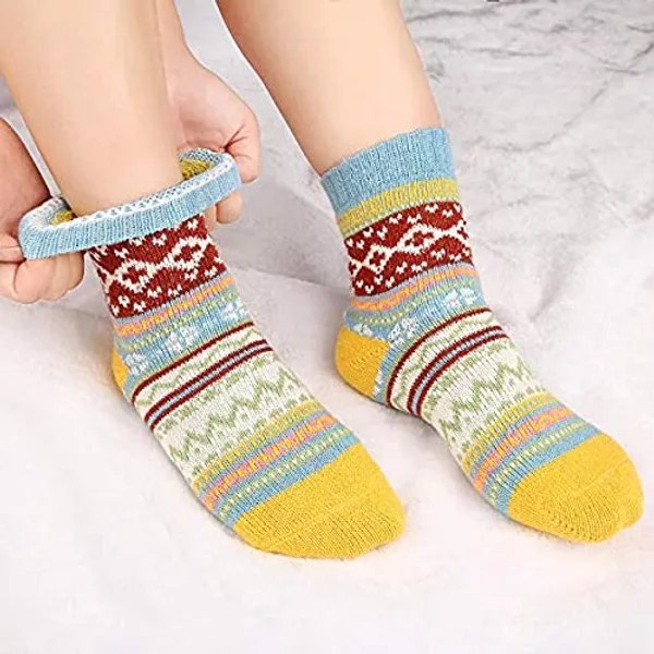Women's_5_Pairs_Vintage_Style_Winter_Knitting_Warm_Wool_Crew_Socks