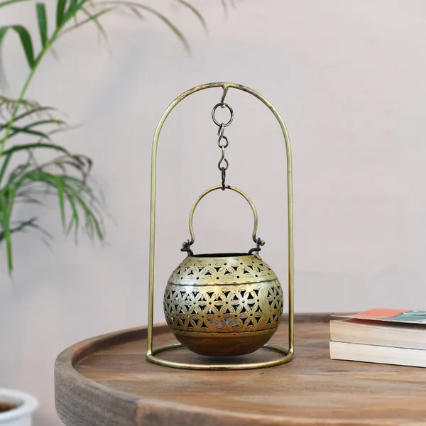 Metal_Gold_Finish_Rajasthani_Artistic_Tea_Light_Candle_And_Dhoop_Holder