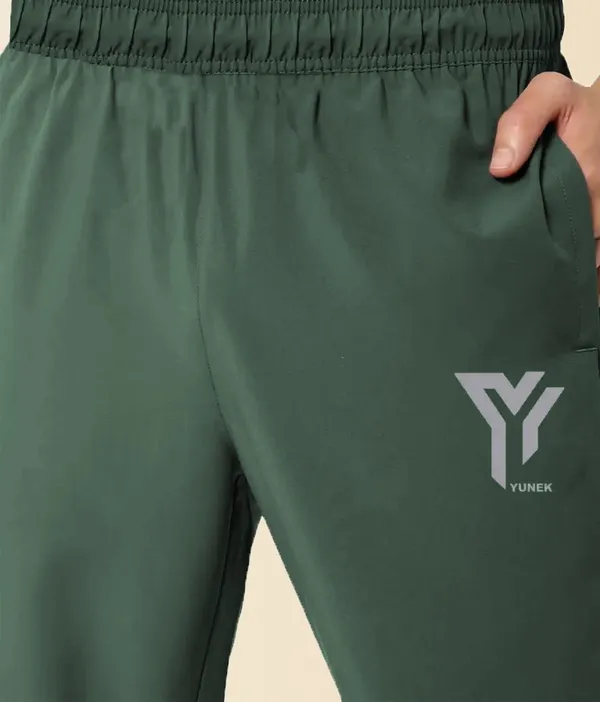 Solid_Men_Green_Track_Pants