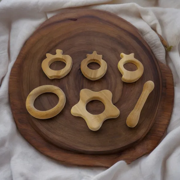 Pack_of_6_Immunity_Boosting_Neem_Teethers_for_Babies_at_Teething_Age_of_0_to_3_Years