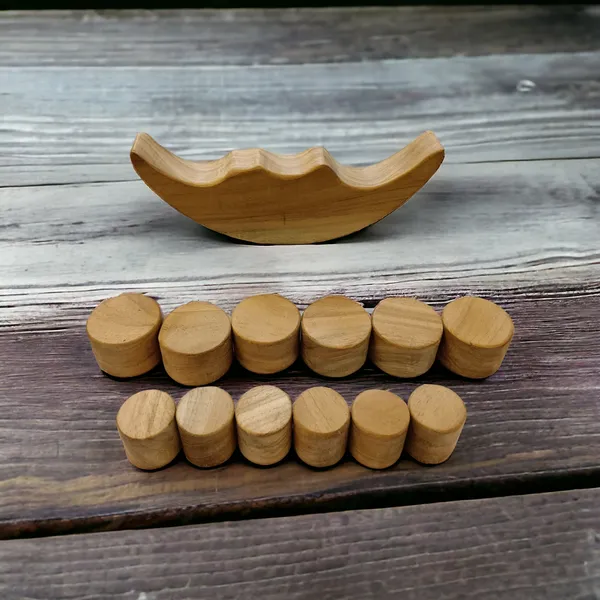 Neem_Wooden_Balancing_Moon_Toy-_Montessori_Kid's_Stacking_Toy