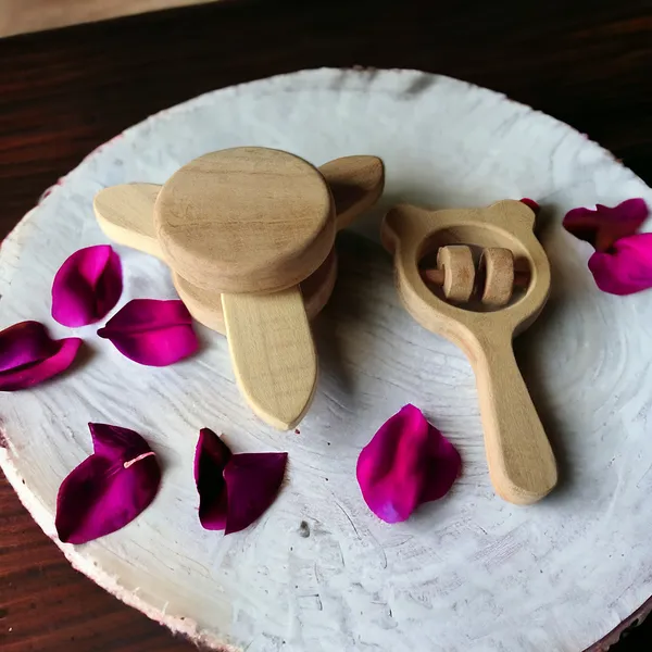 Sensory_Developing_Neem_Wooden_Flower_Tumbler_&_Mickey_Head_Rattle_-_For_0-3_Year_Babies