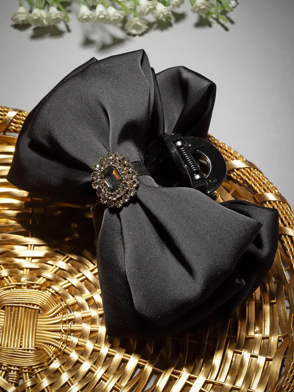 Vogue_Accessories_Clutcher_for_Women_Hair_Claw_Clips_for_Girls_(_Black)