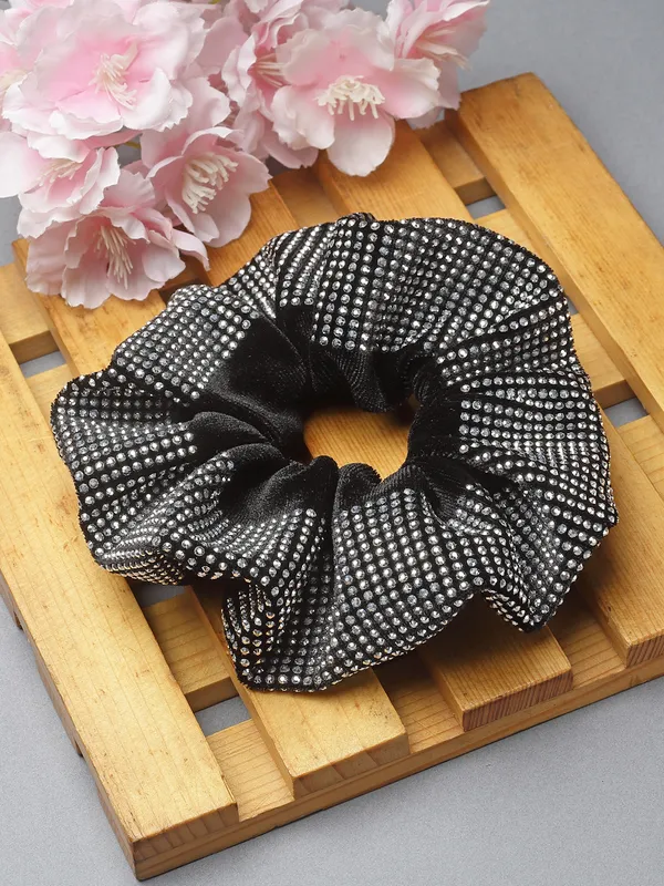 Black_Stone_Velvet_fabric_Scrunchies_|_Premium_Hair_Accessories