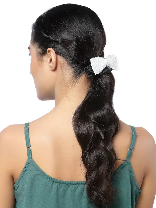 Vogue_Hair_Accessories_Trendy_Pony_Tie_Scrunchies_For_Girls_And_Women