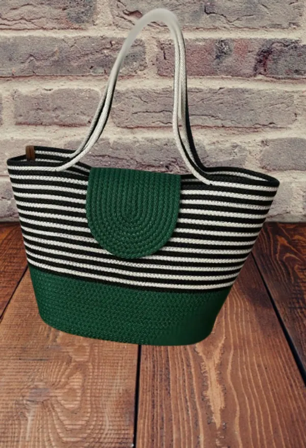 Substainable_Style_Handmade_Women_Jute_Bag_with_Green_Patta