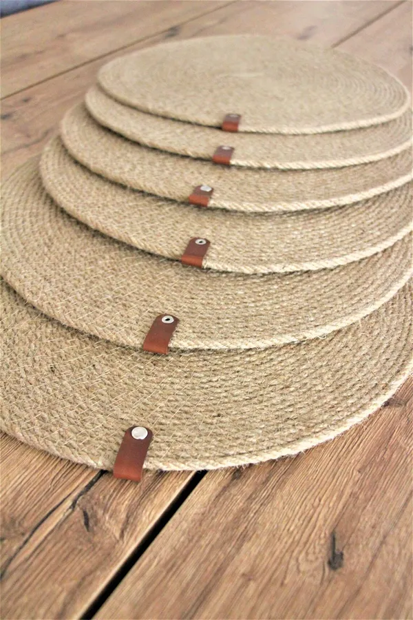 All_the_Cultures_Fabricating_India_Handmade_Small_Dry_grass/Natural_Cane/Chic_Dry_Grass_bag/handbag_from_Manipur/carry_tote_bag_Sling_Bags-ofwt-red