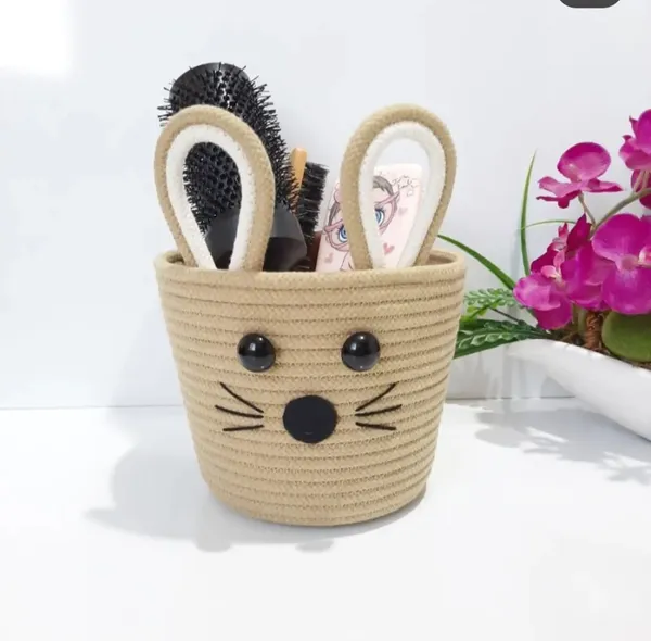 Nature's_Tote:_'s_Jute_&_Cotton_Bag_Line_in_beige