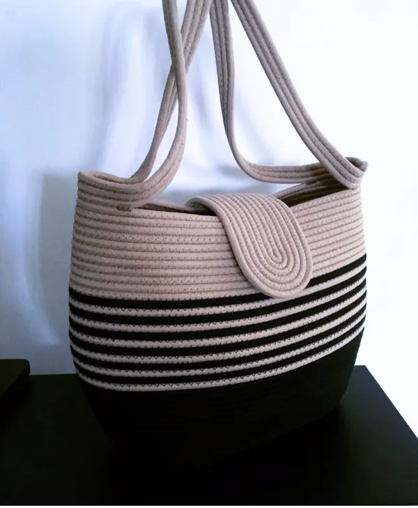 All_the_Cultures_Fabricating_India_Handmade_Small_Dry_grass/Natural_Cane/Chic_Dry_Grass_bag/handbag_from_Manipur/carry_tote_bag_Sling_Bags_With_doubling_White-pink