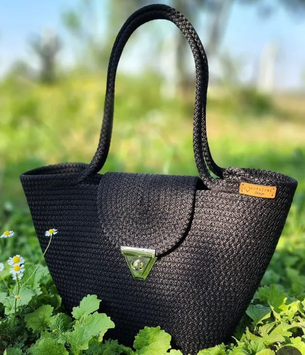 All_the_Cultures_Fabricating_India_Handmade_Small_Dry_grass/Natural_Cane/Chic_Dry_Grass_bag/handbag_from_Manipur/carry_tote_bag_Sling_Bags-unique-green-plain