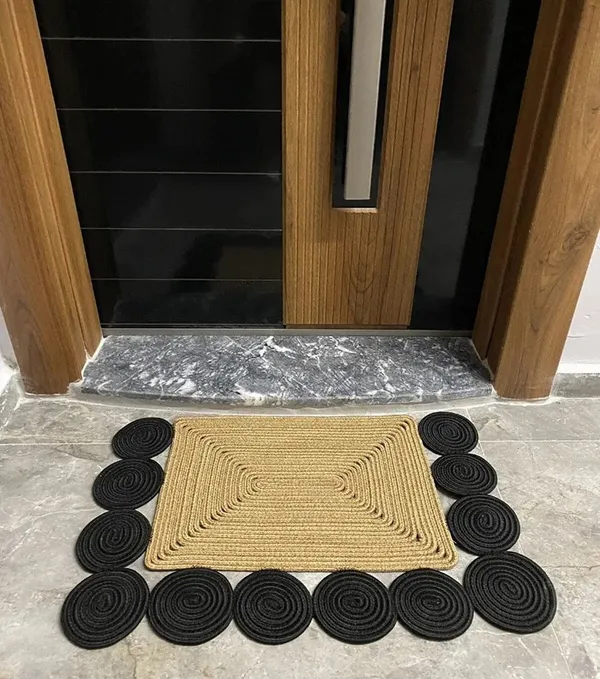 Handmade_Jute_Door_Mat_with_Spiral_Border