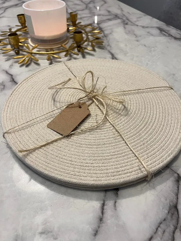 Elevate_your_table_with_artisanal_elegance_in_cotton_beige