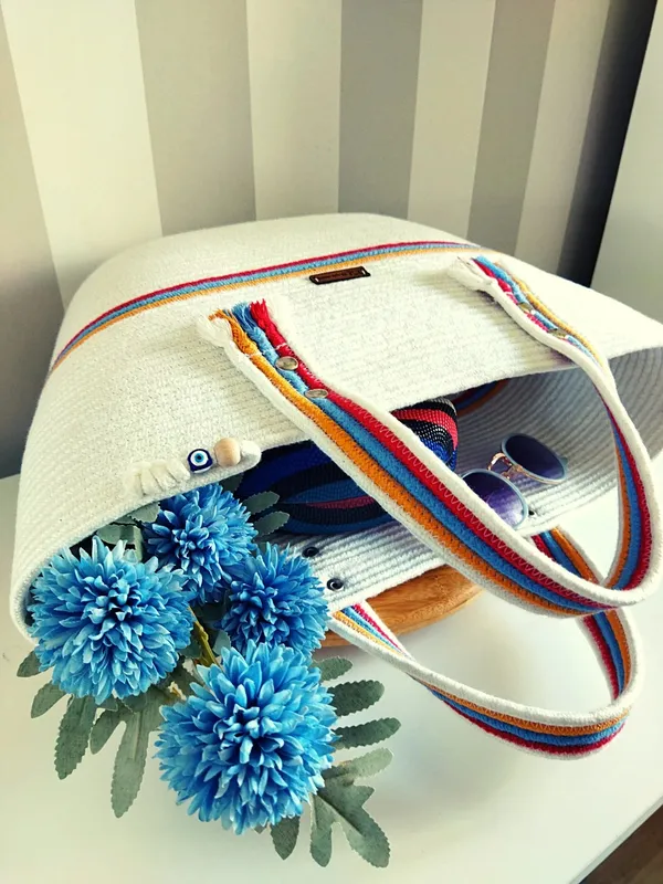 Blossoms-_Stylish_Cotton_&_Jute_Bags_for_Her_in_white