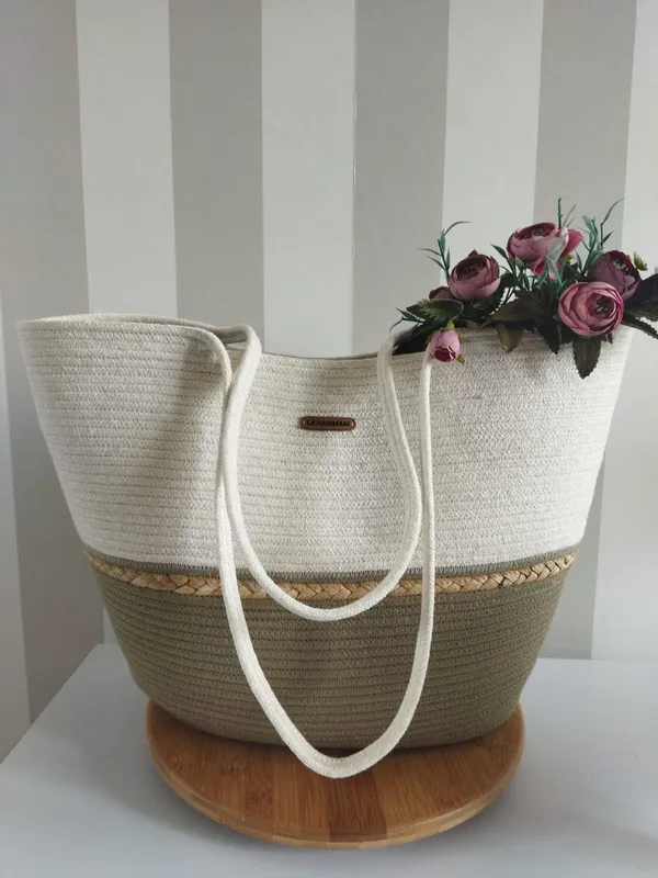 Organic_Jute_&_Cotton_Bag_Range_in_white-beige