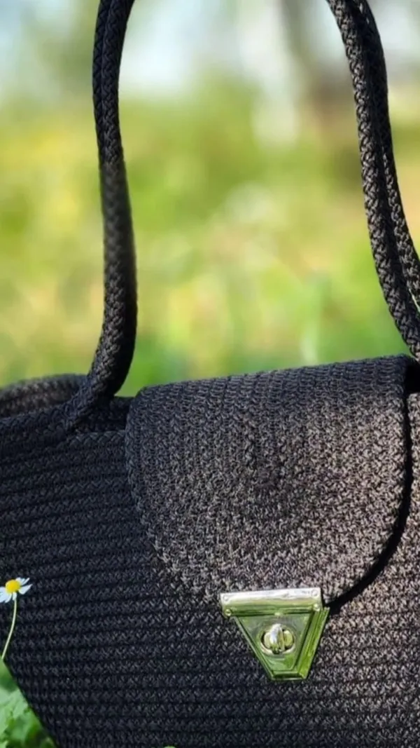 All_the_Cultures_Fabricating_India_Handmade_Small_Dry_grass/Natural_Cane/Chic_Dry_Grass_bag/handbag_from_Manipur/carry_tote_bag_Sling_Bags-unique-green-plain