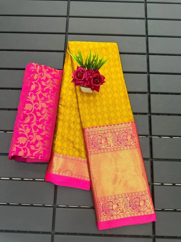 Yellow_Pink_Aquiliq_Printed_Self_Design_Kanjivaram_Pure_Silk_Saree__For_Women