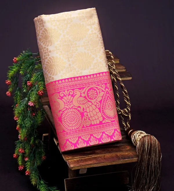 White_Pink_Pure_Kanjivaram_Silk_Saree_With_Brocade_Blouse_For_Women