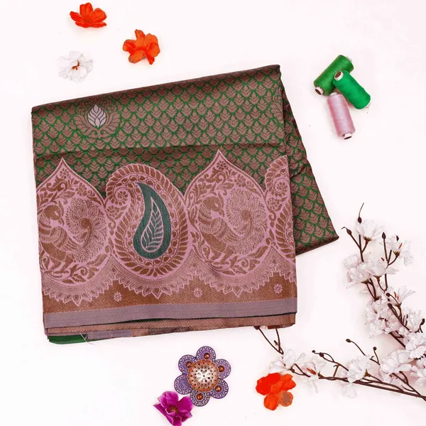Green_Aquiliq_Woven_Bollywood_Pure_Silk_Saree_For_Women