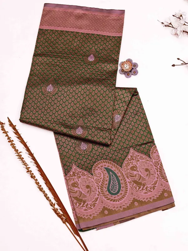 Green_Aquiliq_Woven_Bollywood_Pure_Silk_Saree_For_Women