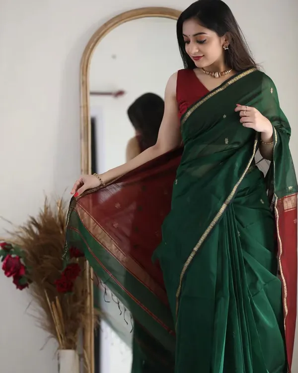 Green_Maroon_Aquiliq_Woven_Bollywood_Chanderi_Saree_For_Women