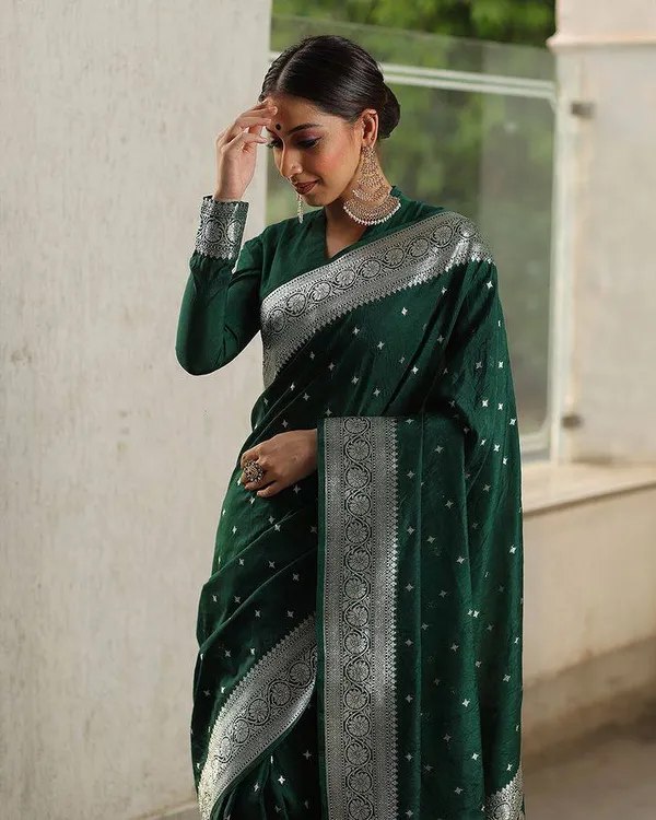 Grren_Pure_Kanjivaram_Silk_Saree_With_Brocade_Blouse_For_Women