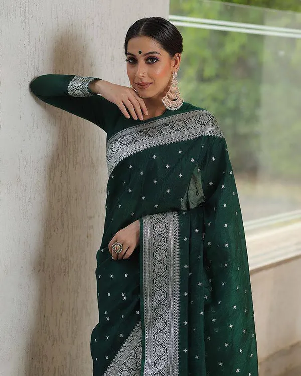 Grren_Pure_Kanjivaram_Silk_Saree_With_Brocade_Blouse_For_Women