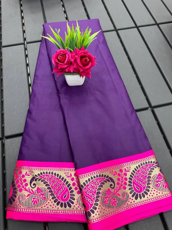 Purple_Pink_Aquiliq_Woven_Handloom_Pure_Cotton_Muslin_Saree_For_Women