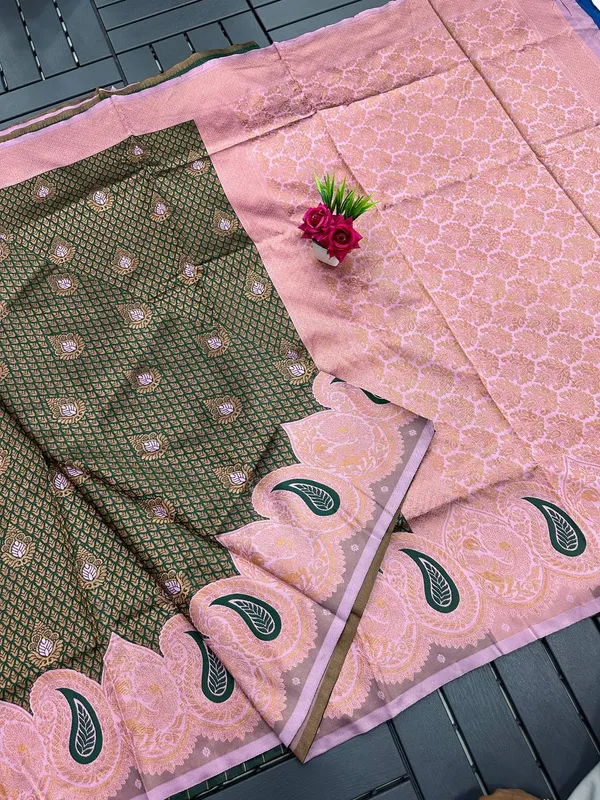 Green_Peach_Pure_Kanjivaram_Silk_Saree_With_Brocade_Blouse_For_Women