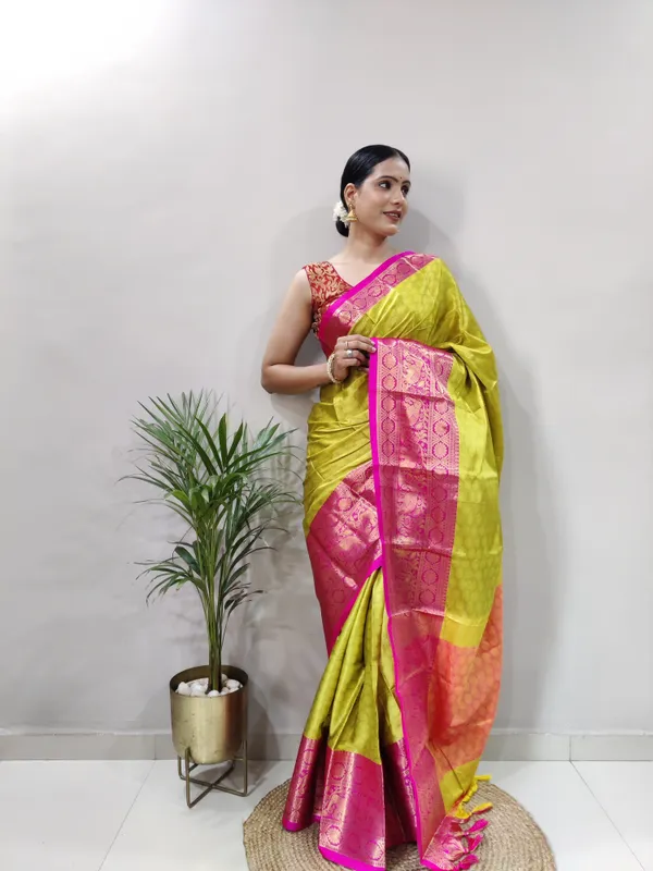 Lemon_Pink_Aquiliq_Woven_Bollywood_Cotton_Silk_Saree_For_Women