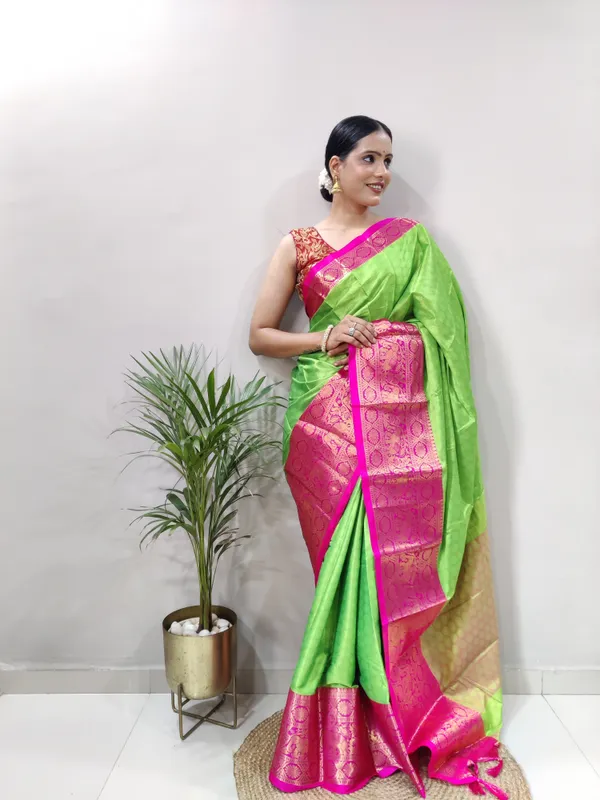Parrot_Pink_Aquiliq_Woven_Bollywood_Cotton_Silk_Saree_For_Women